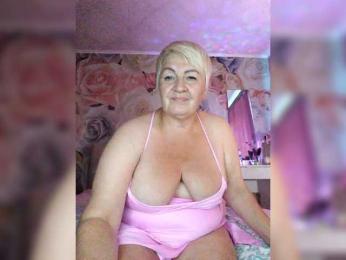 Laura-milf webcam model stream image