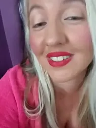 Mllesha74000 webcam model stream image