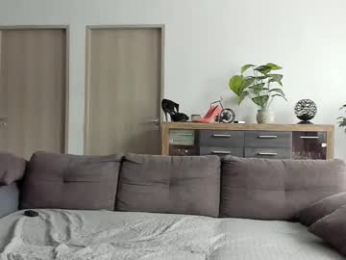 shantallmilf webcam model stream image