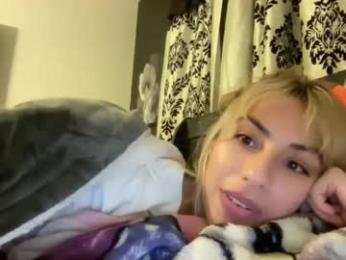 avamonroexo webcam model stream image