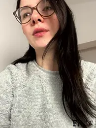 RoxiBlack webcam model stream image