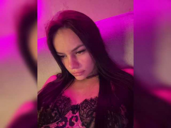 Klubnika13 webcam model stream image