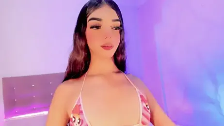 AllizaLowy webcam stripchat model stream image