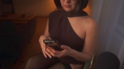 iledevenus webcam model stream image