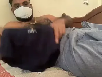 HandsomeMche webcam model stream image