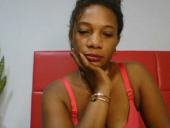 Faozia webcam model stream image