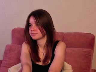 Charlene Brodish webcam model stream image