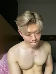 zachlee_69 webcam model stream image