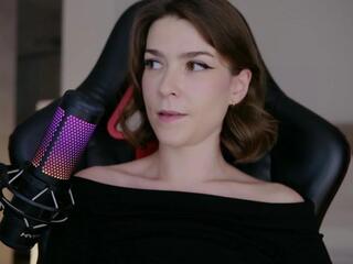 Alice Sins webcam model stream image