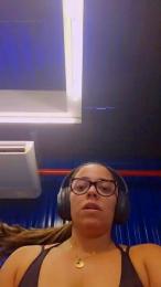 LollaBunny26 webcam model stream image