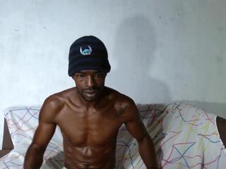 Tairon Tuck webcam model stream image