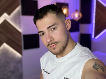 BrunoWalker webcam model stream image