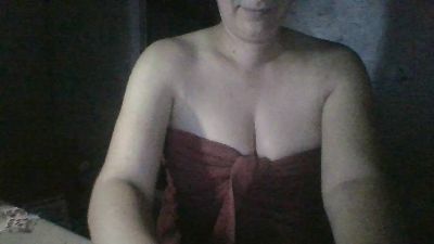 Adela webcam cam4 model stream image