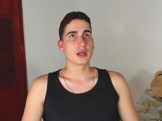 Ryan Levi webcam model stream image