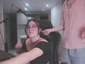 dan_and_daya webcam model stream image