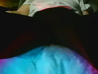 Everydayonli webcam stripchat model stream image