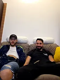 AmicisegretiITA webcam stripchat model stream image