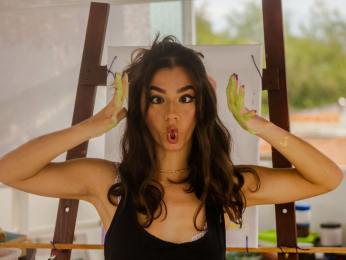 AnnieClay webcam model stream image