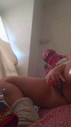 WildAila webcam model stream image