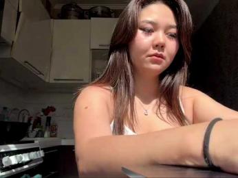 CrystaTakenaka webcam model stream image