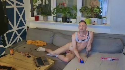 twunkie webcam cam4 model stream image