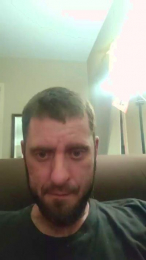 Lovegun23 webcam model stream image