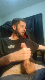 Lovegun23 webcam model stream image