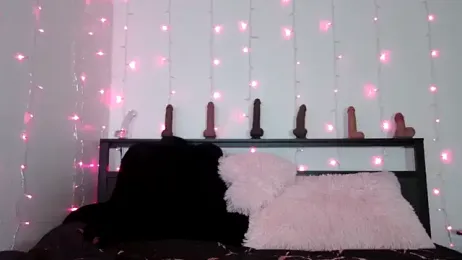 QueenLolaX webcam stripchat model stream image