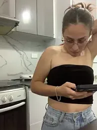 gatitapicosa webcam stripchat model stream image