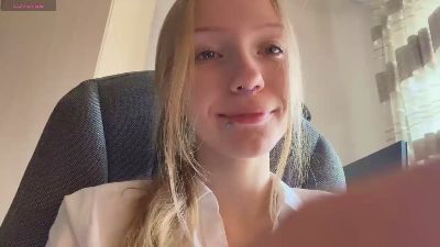 MarvaHelland webcam model stream image