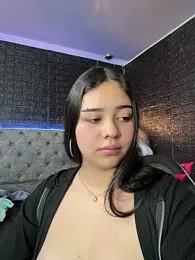 Paloma__LS webcam model stream image