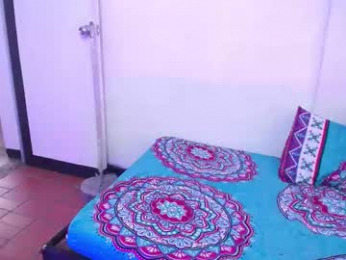 _joanne_and_oliver_ webcam model stream image