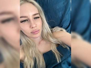 Lovensesgirl webcam bongacams model stream image