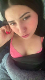 hottll2 webcam model stream image