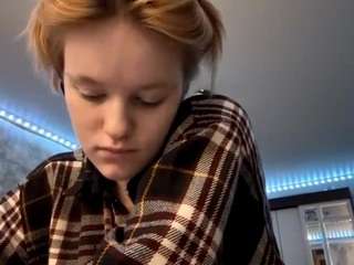 evitathorsten webcam model stream image