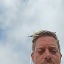 Trucker_Hunter webcam model stream image