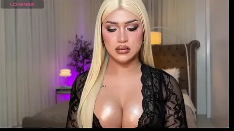 Your_Majesty_Tyra webcam model stream image