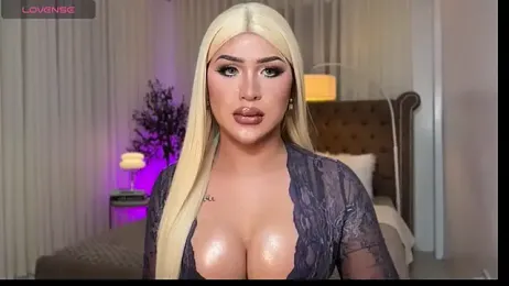 Your_Majesty_Tyra webcam model stream image