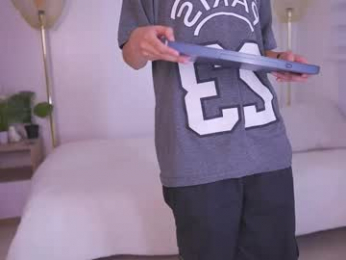 tommy_buttercup webcam model stream image