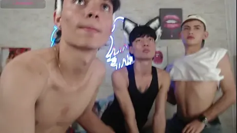 axel_milo_kairo_and_noa webcam model stream image