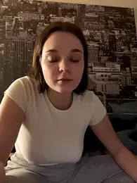 ElenaMariee webcam model stream image