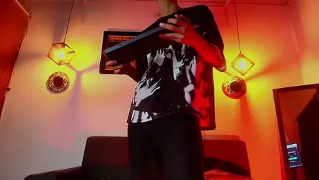 hares_mds webcam model stream image