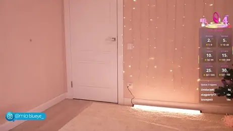 Miablueye webcam model stream image