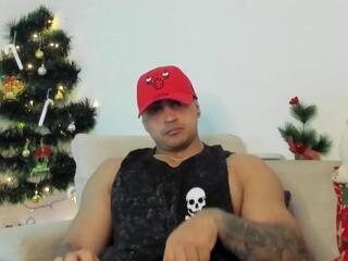 Iron Coleman webcam flirt4free model stream image