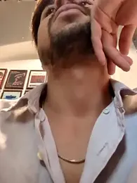 _IRRESISTIBLE_ webcam model stream image