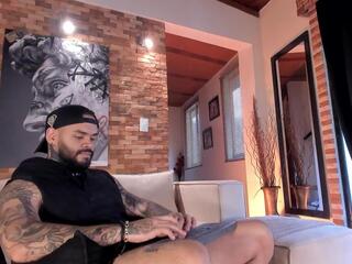 Deklan Grey webcam model stream image