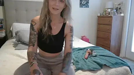 Heyitsmee33 webcam stripchat model stream image