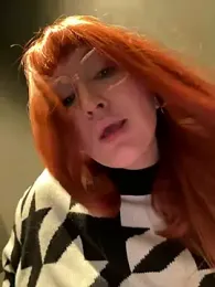 Teya_moon_ webcam model stream image