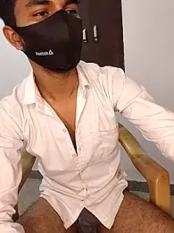 yuviiiisinha789 webcam model stream image