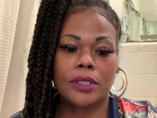 Lordess Lane webcam model stream image